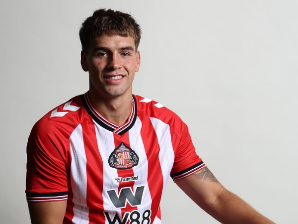 Chelsea Pinjamkan Marc Guiu ke Sunderland dengan Klausul Khusus